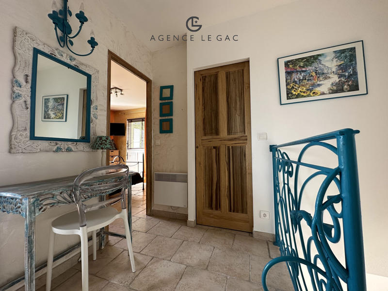 Villa - 317 m² - 7 pièces