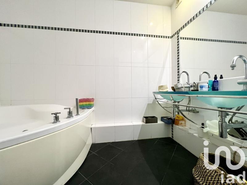 Appartement - 130 m² - 5 pièces