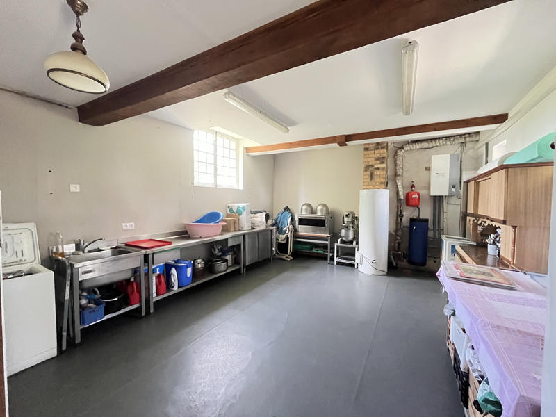 Maison - 195 m² - 7 pièces