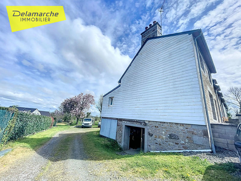 Maison - 216 m² - 9 pièces