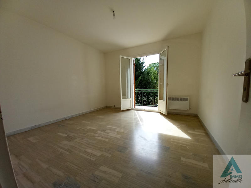 Appartement - 108 m² - 5 pièces