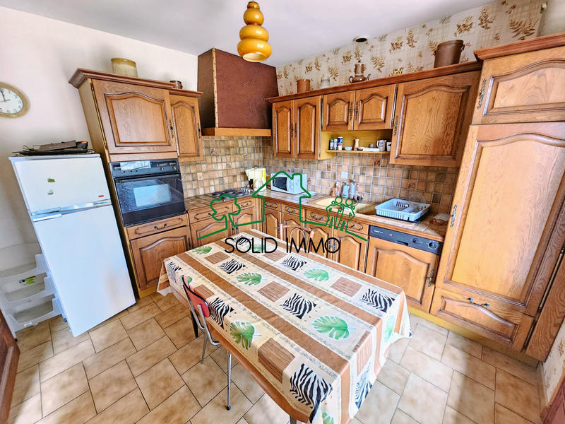 Maison - 196 m² - 8 pièces