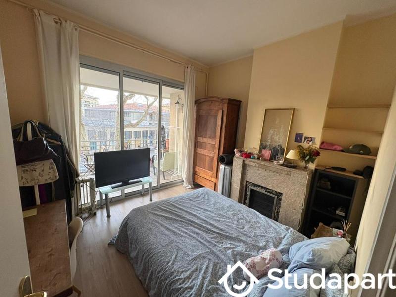 Chambre - 25 m² - 1 pièce