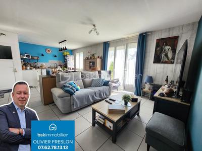 Maison de village - 81 m² - 4 pièces