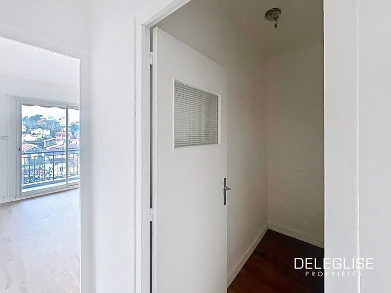 Appartement - 84 m² - 3 pièces