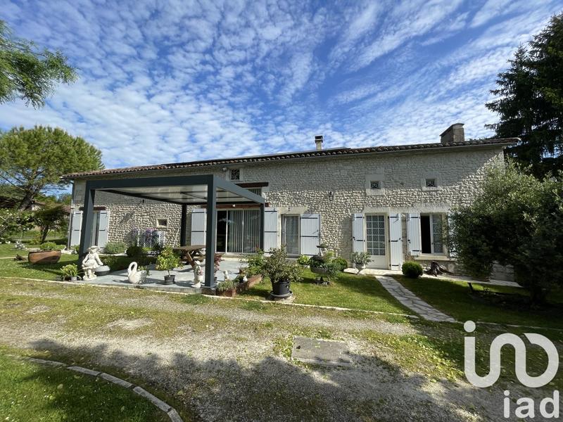 Maison - 185 m² - 5 pièces