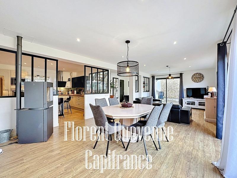 Maison - 180 m² - 6 pièces