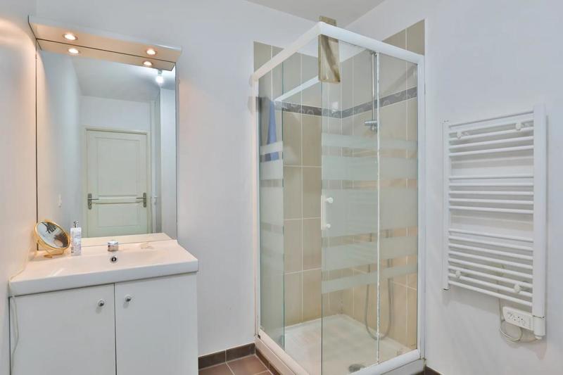 Studio - 30 m² - 1 pièce