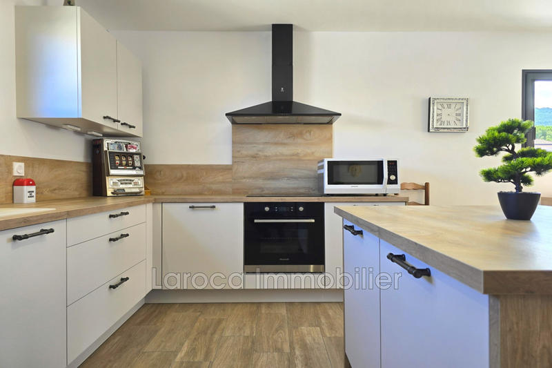 Villa - 93 m² - 3 pièces