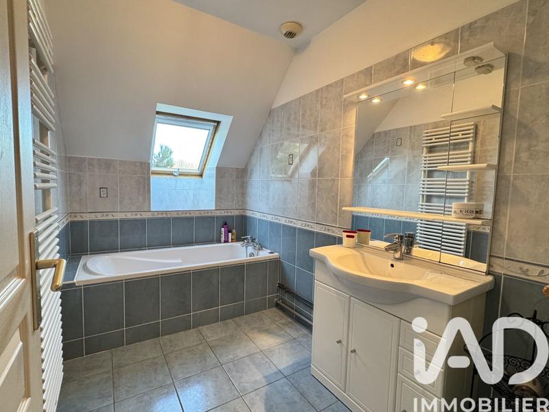 Maison - 131 m² - 5 pièces