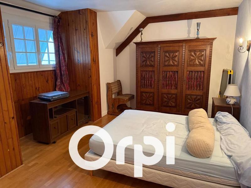 Maison - 170 m² - 7 pièces