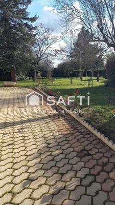 Maison - 84 m² - 5 pièces