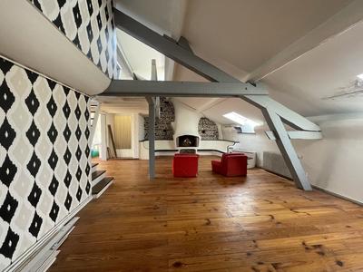 Appartement - 76 m² - 2 pièces