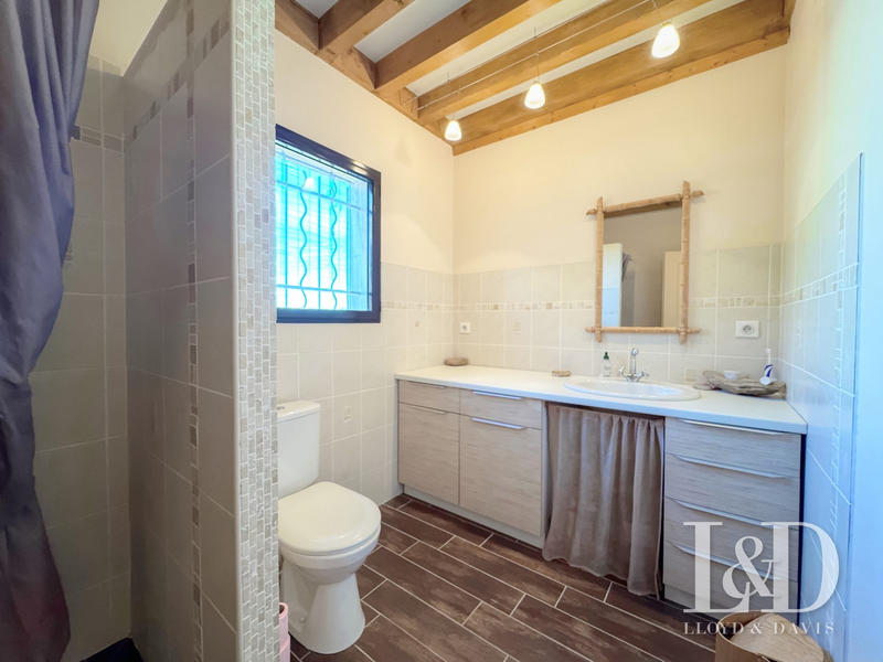 Maison - 137 m² - 6 pièces