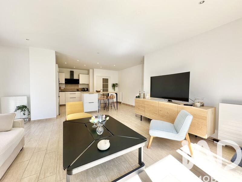 Appartement - 96 m² - 4 pièces