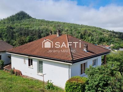 Maison - 142 m² - 8 pièces