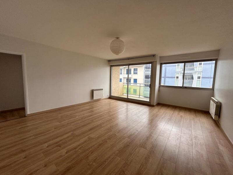 Appartement - 100 m² - 4 pièces