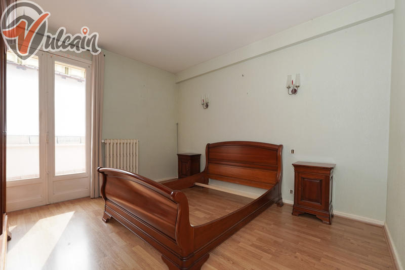 Maison - 196 m² - 8 pièces