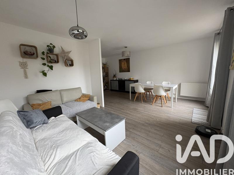 Maison - 94 m² - 4 pièces