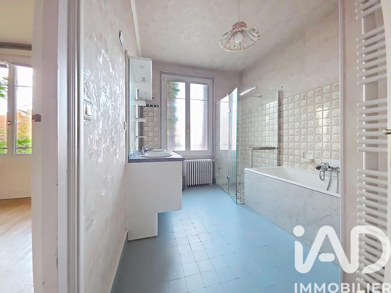 Maison - 141 m² - 6 pièces
