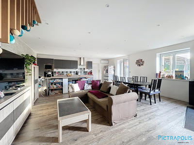 Maison - 105 m² - 4 pièces