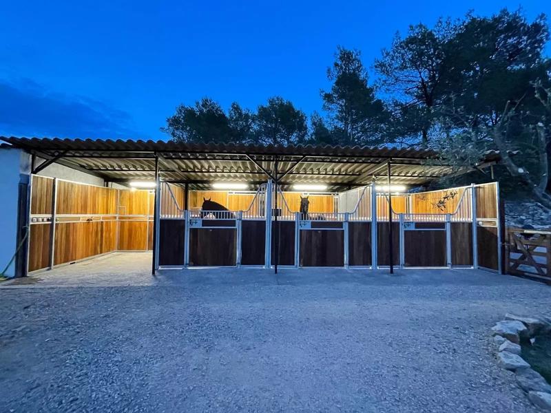 Mas - 153 m² - 6 pièces