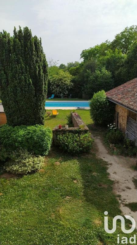 Maison - 348 m² - 8 pièces