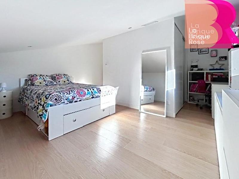 Maison - 140 m² - 6 pièces