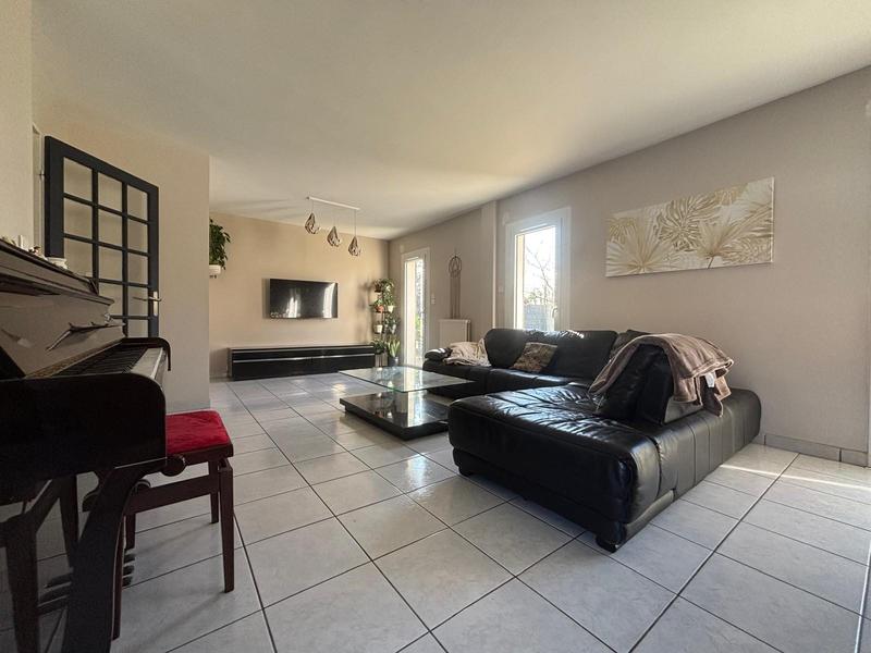 Maison - 114 m² - 6 pièces