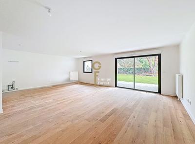 Appartement - 128 m² - 4 pièces