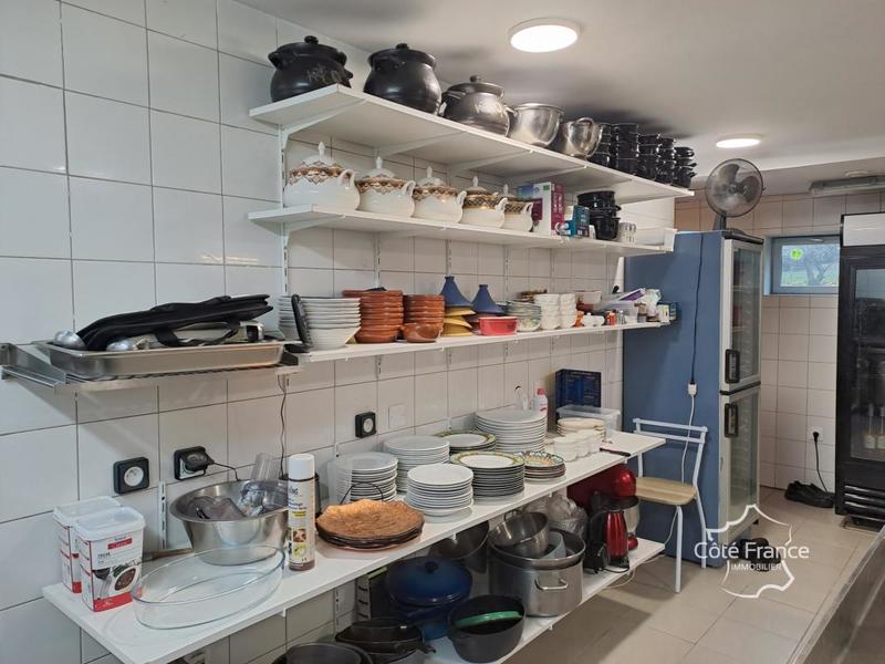 Fonds de commerce - Local commercial - 113 m²