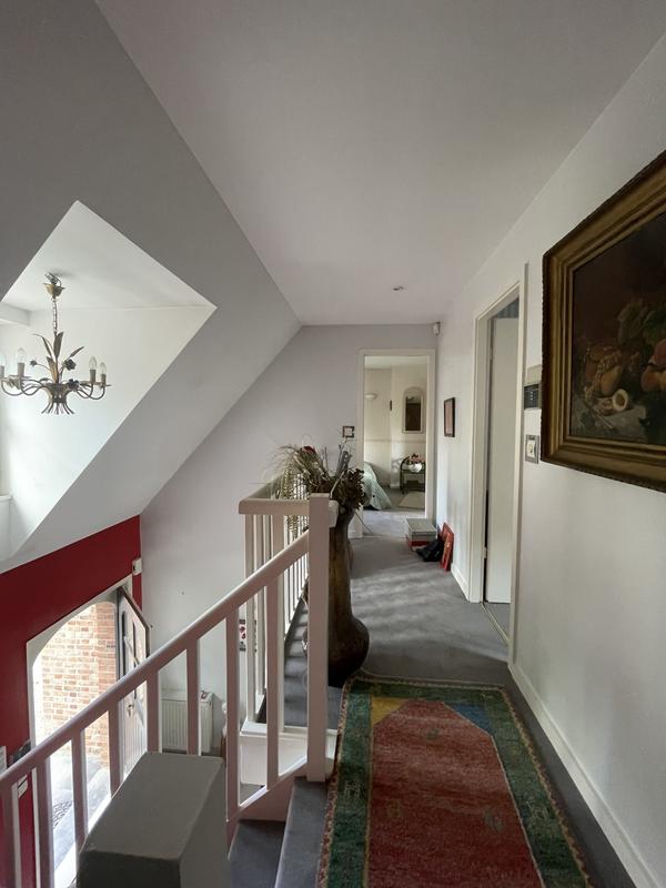 Maison - 205 m² - 8 pièces