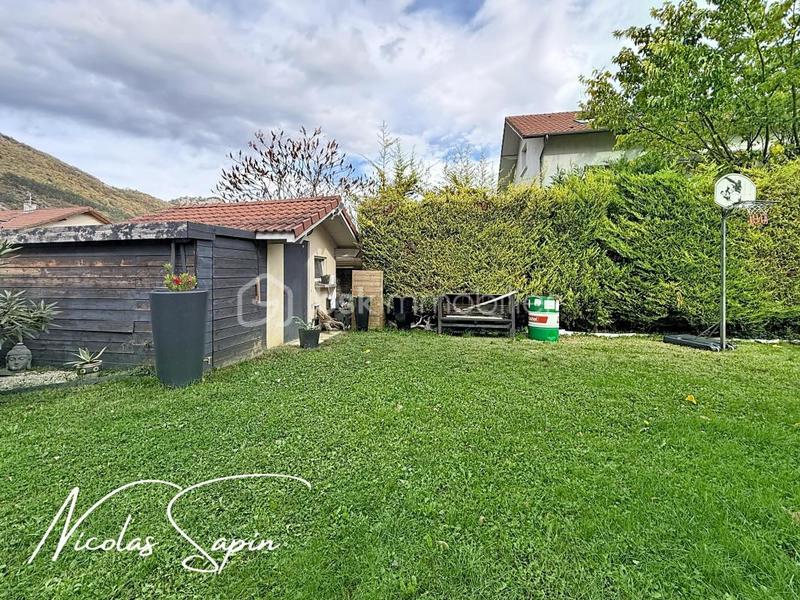 Maison - 101 m² - 5 pièces