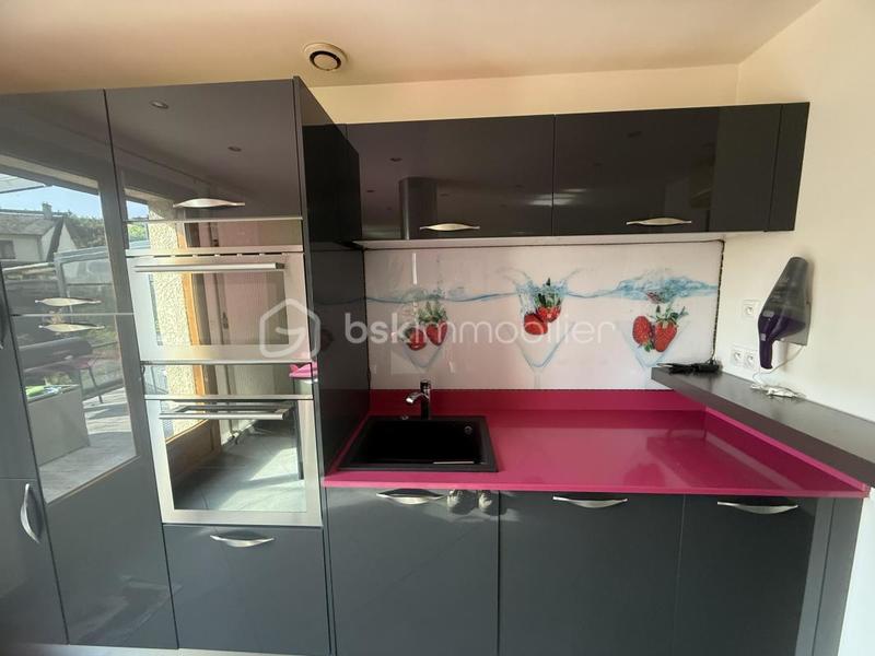 Pavillon - 90 m² - 6 pièces