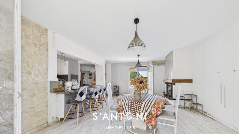 Maison - 180 m² - 7 pièces