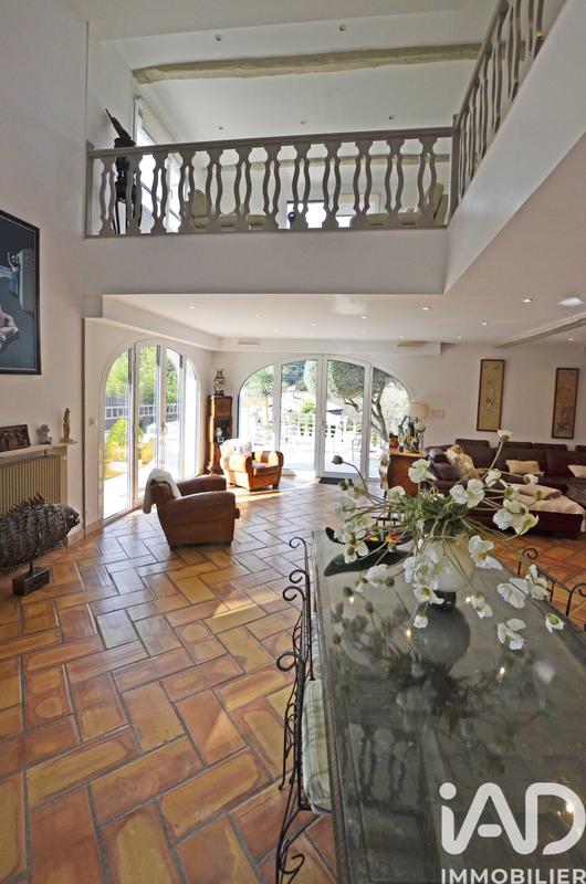 Maison de maîtres - 326 m² - 7 pièces