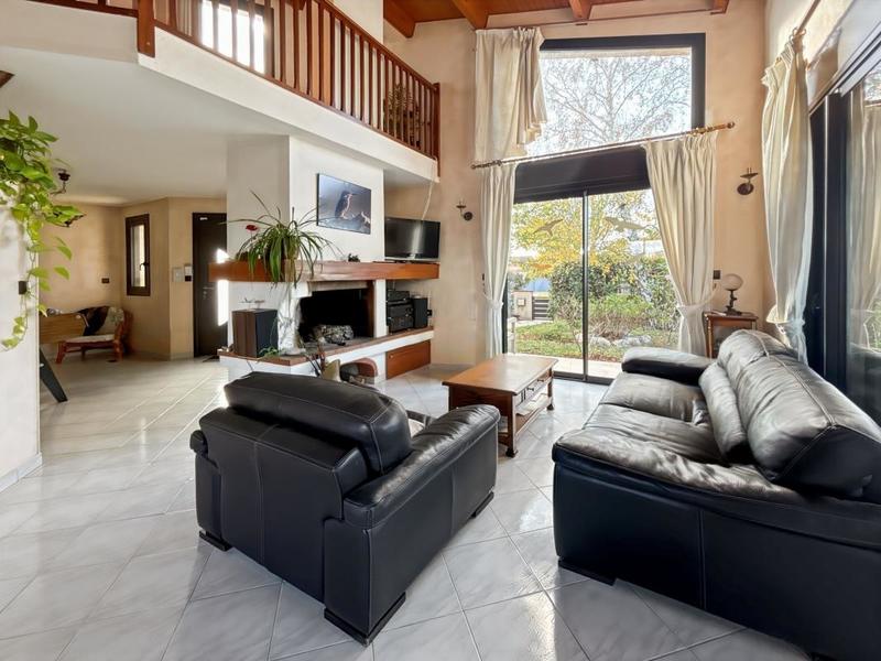 Maison - 150 m² - 5 pièces