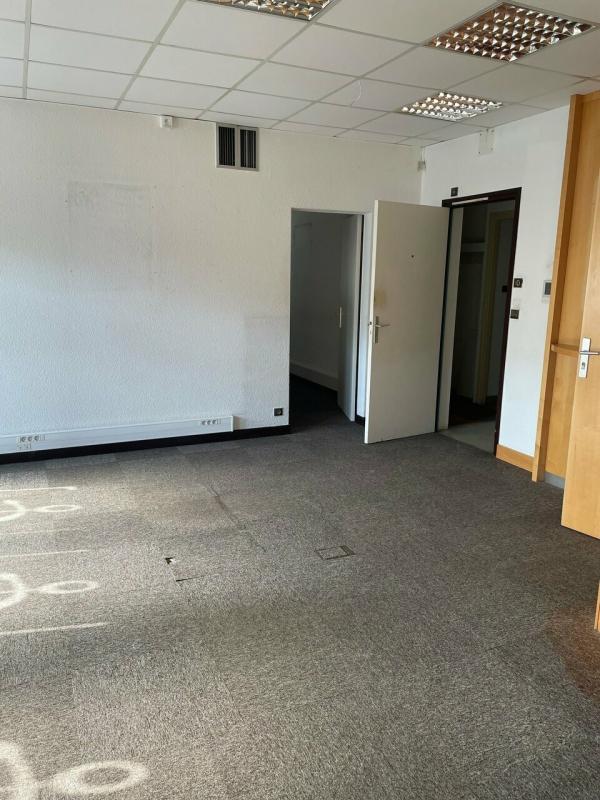 Local commercial - 88 m²