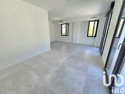 Duplex - 77 m² - 4 pièces