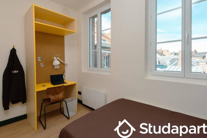 Chambre - 10 m² - 1 pièce