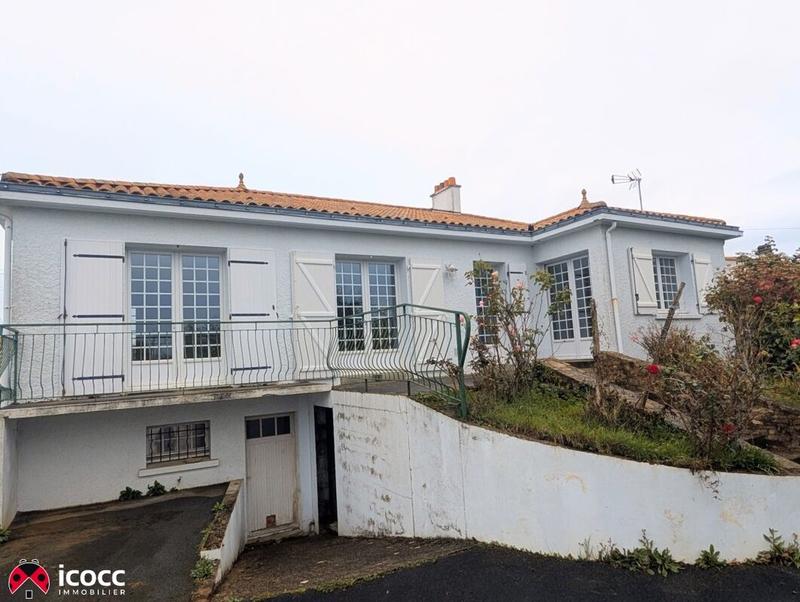 Maison - 96 m² - 5 pièces