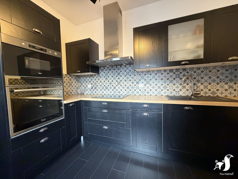 Maison - 170 m² - 1 pièce