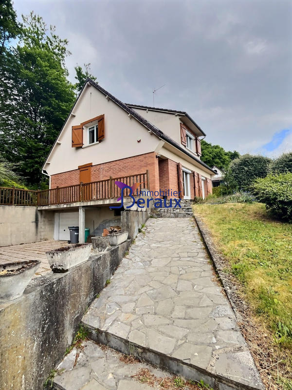 Maison - 120 m² - 6 pièces