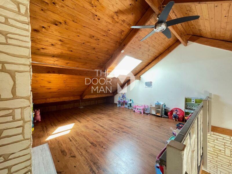 Pavillon - 167 m² - 5 pièces