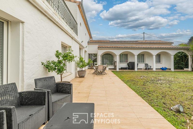 Maison - 290 m² - 9 pièces