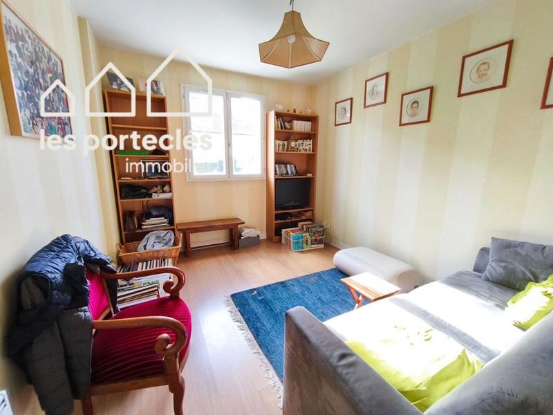 Maison - 179 m² - 7 pièces