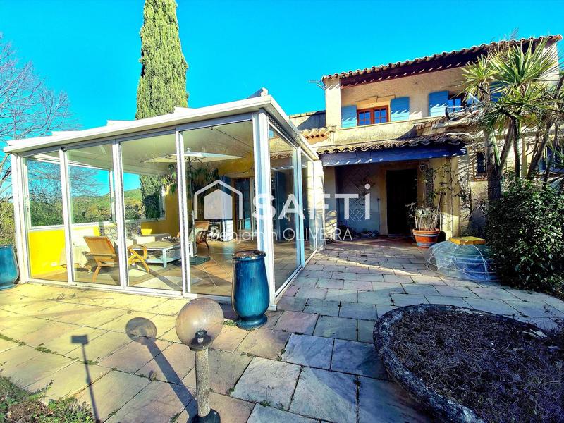 Villa - 146 m² - 6 pièces