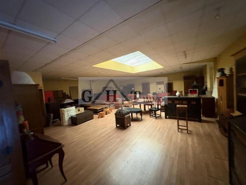 Local commercial - 280 m²