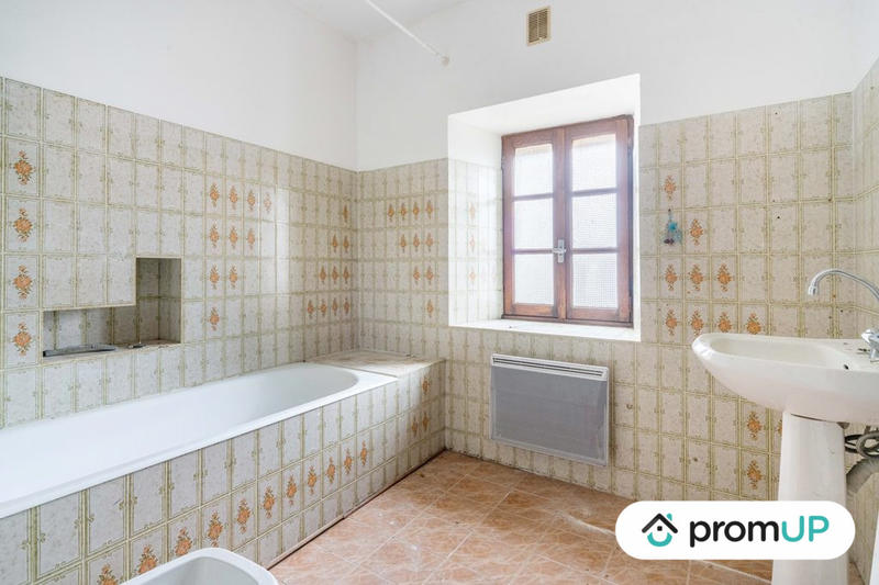 Maison ancienne - 100 m² - 5 pièces