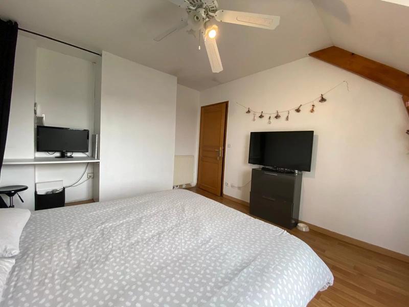 Maison - 175 m² - 9 pièces